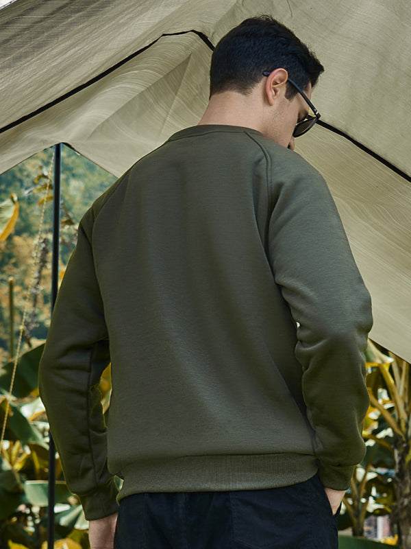 Classic Comfort Men's Raglan Sleeve Crew Sweatshirt - Perfect for All Seasons - MENLL