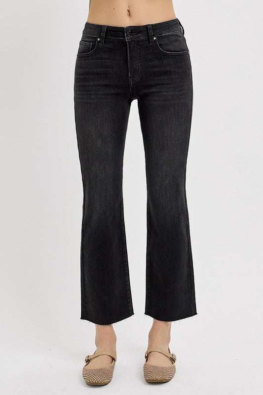 Tummy control mid rise crop straight jeans with pocketed design.