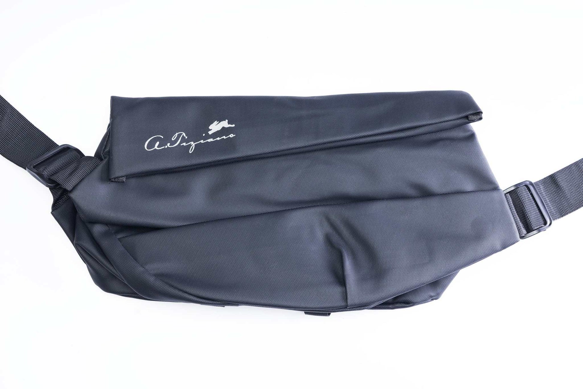 Wallace | Oxford Shoulder Bag - MENLL