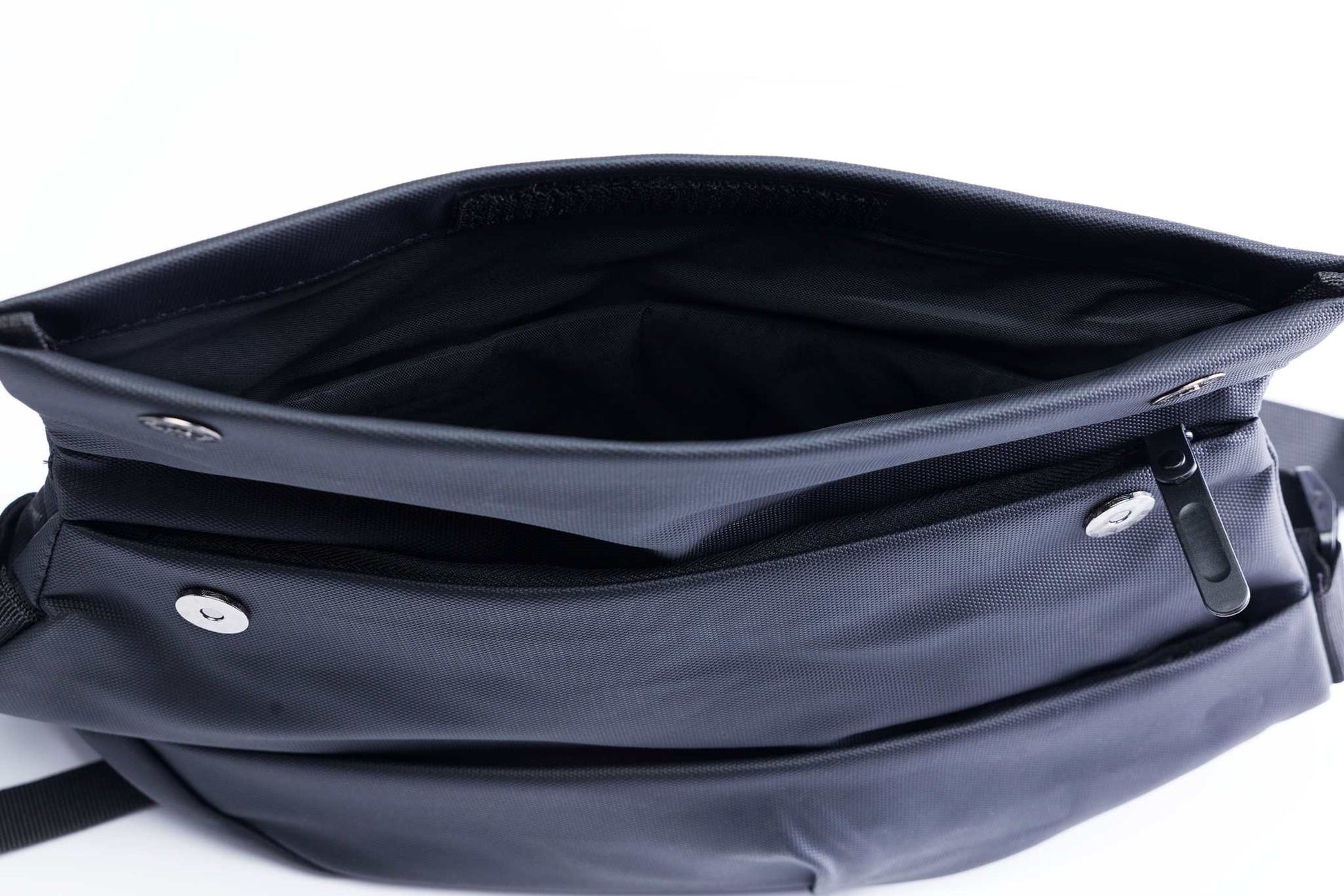 Wallace | Oxford Shoulder Bag - MENLL