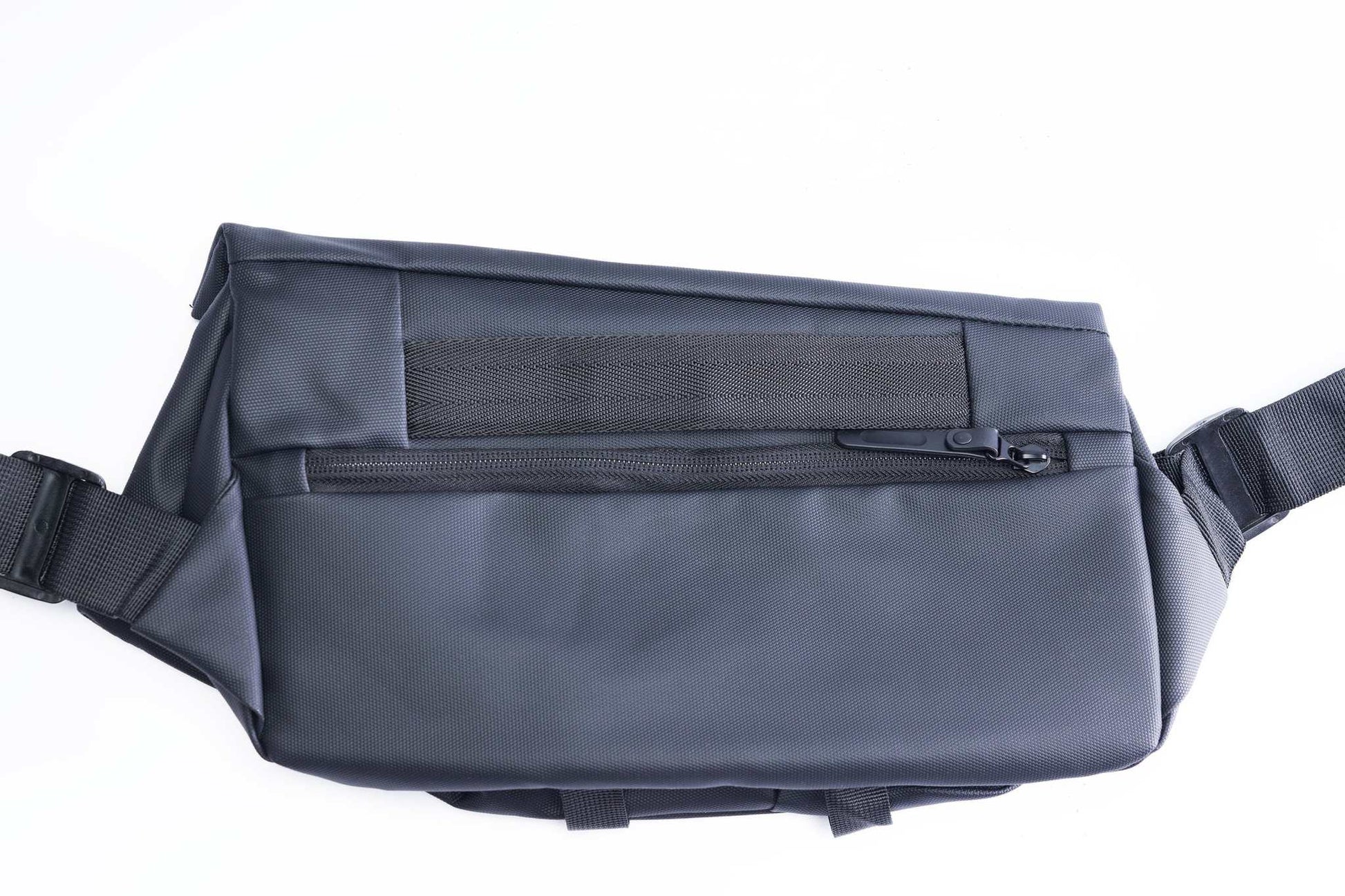 Wallace | Oxford Shoulder Bag - MENLL