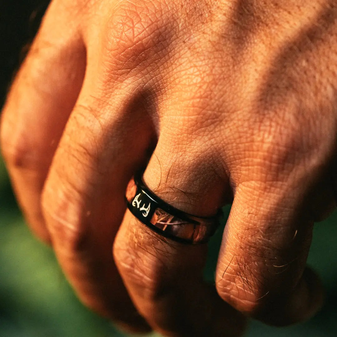 The “Huntsman” Ring - MENLL