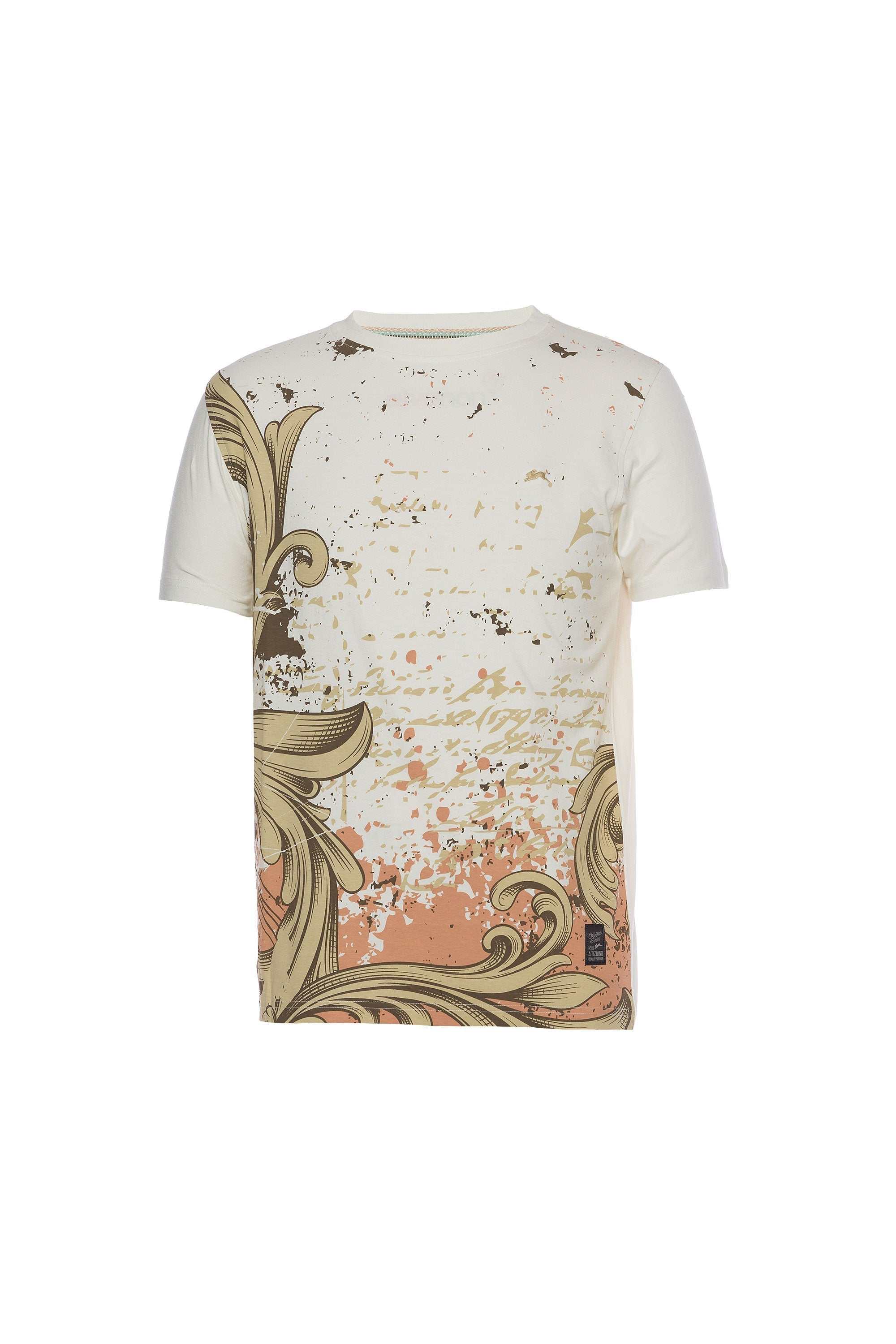 Nelson graphic print tee with short sleeves, signature rabbit embroidery, and woven authenticity label.