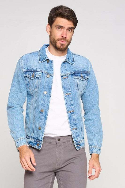 Men's denim jacket, 100% cotton, casual style, solid pattern.