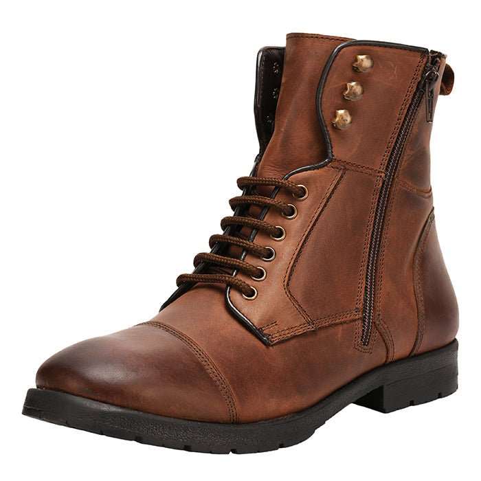 Hopper men's leather ankle-length boots with lace-up closure and rubber sole for comfort and style.