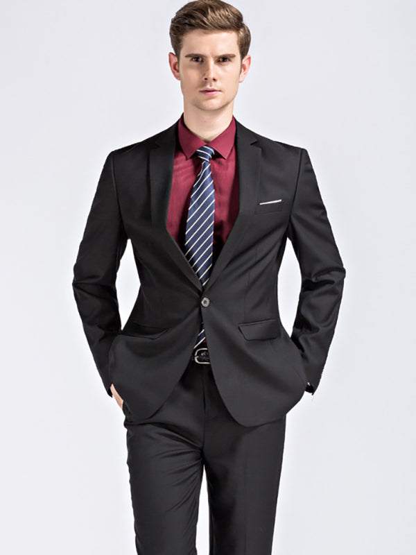 Men's lapel collar business suit blazer with solid pattern and long sleeves.