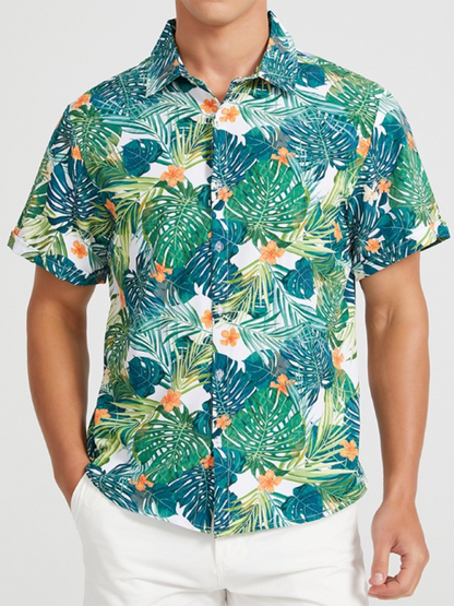 Men's short sleeve Hawaiian print beach shirt with tropical design.
