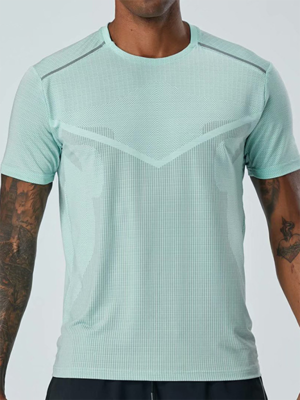 Men's quick-dry short sleeve athletic t-shirt for running and training.