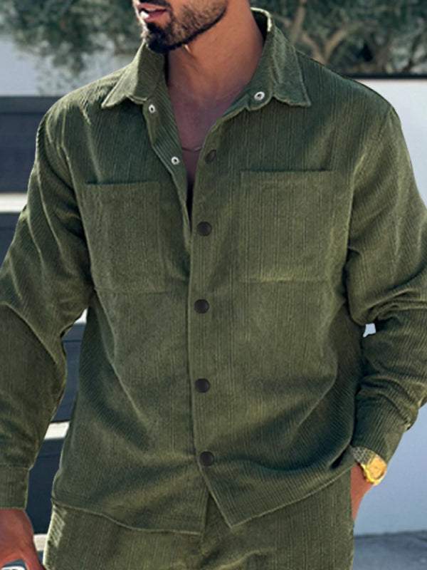 Men's casual corduroy button-down shirt with multiple pockets in solid color, ideal for autumn-winter.