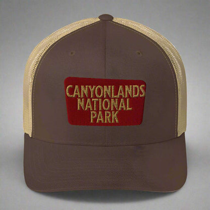 Canyonlands National Park Sign Embroidered Trucker Hat - MENLL