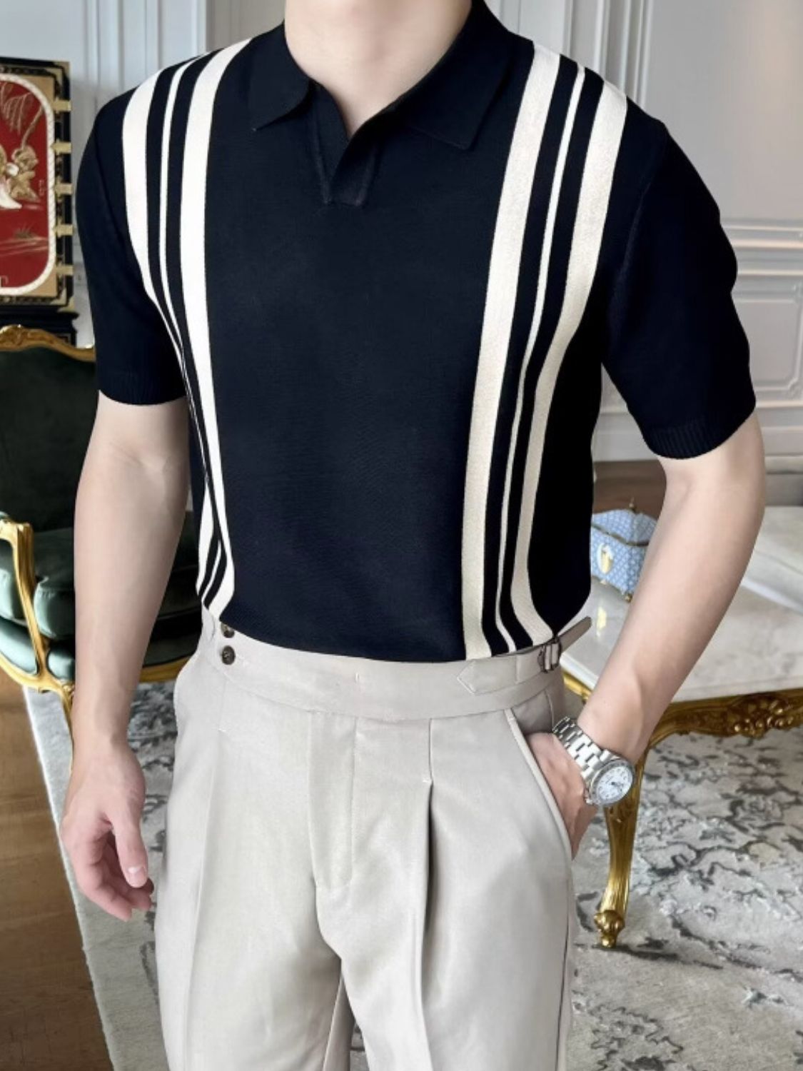 Men's plus size contrast collared neck short sleeve polo.
