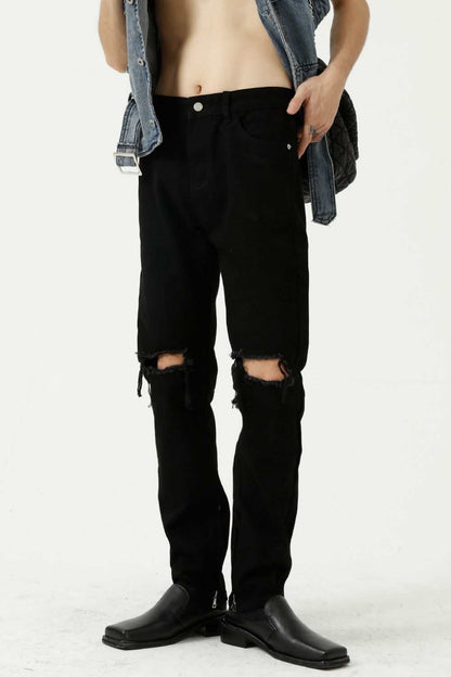 Distressed mid rise jeans with pockets, no stretch, cotton-polyester blend.