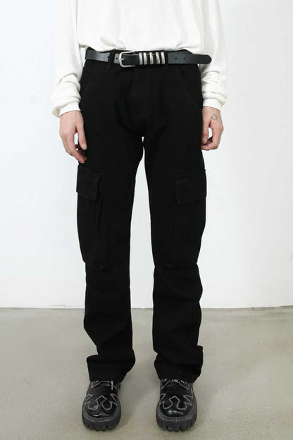 Men's jeans with cargo pockets in black, basic style with no stretch.