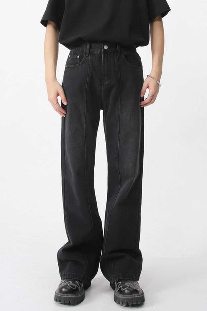 Casual mid-rise elasticated waistband jeans in black with no stretch, featuring a basic style.
