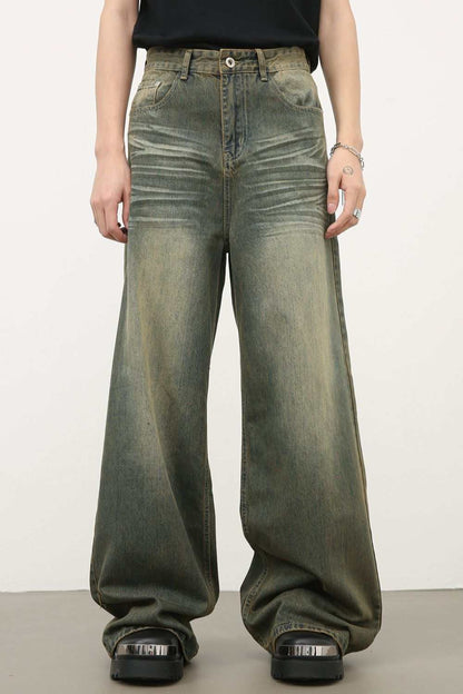 Men's wide leg jeans with pockets, washed finish, no stretch, cotton blend.