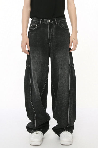 Panelled straight leg jeans, basic style, no stretch, black color.