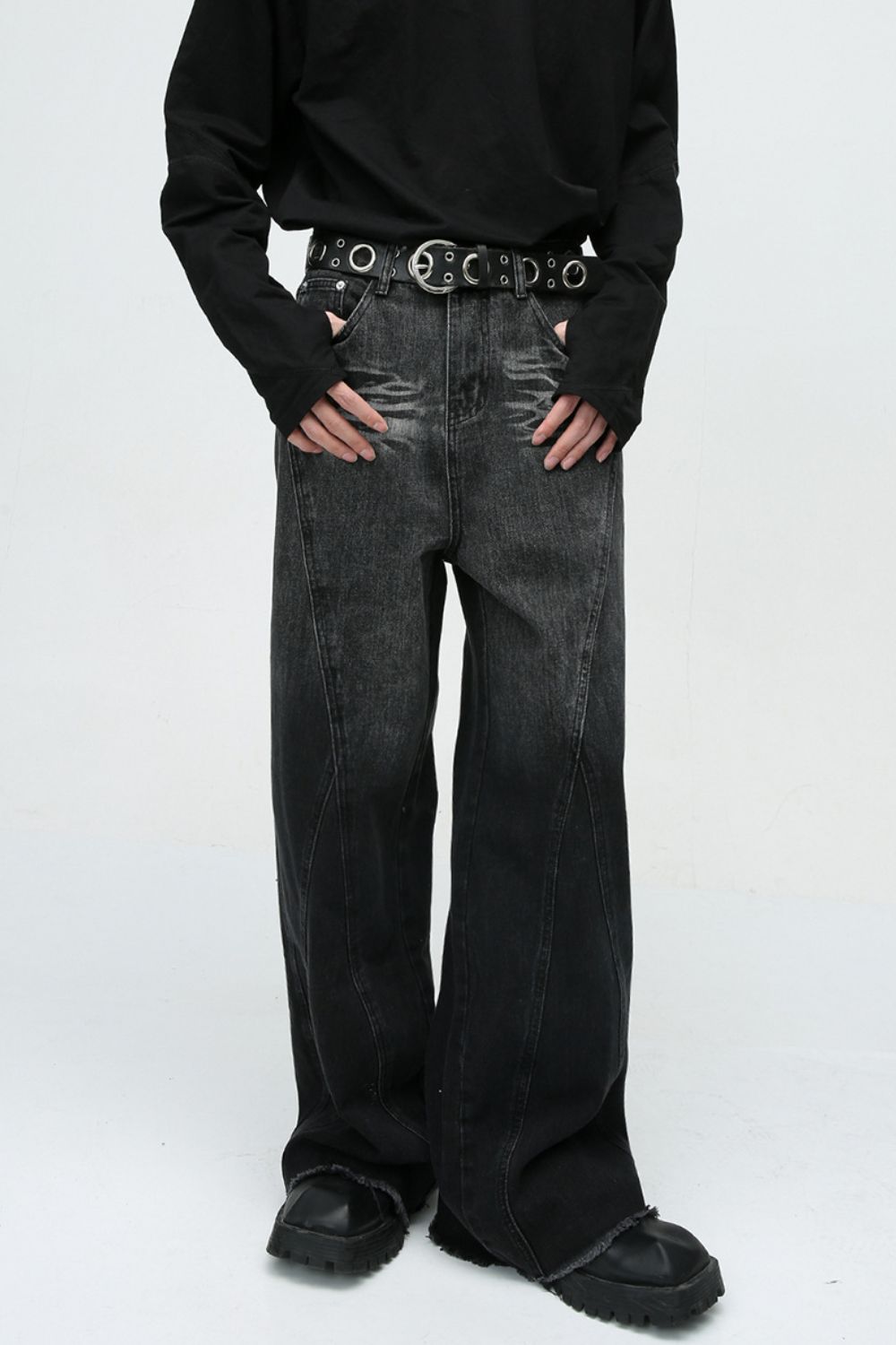 Raw hem jeans with pockets, basic style, dark wash, unisex fit.