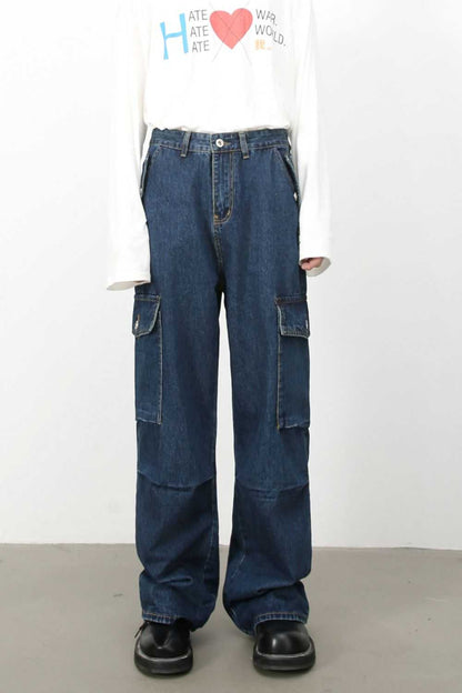 Men's baggy jeans with cargo pockets, basic style, no stretch, 84.4% cotton, blue denim, front view.