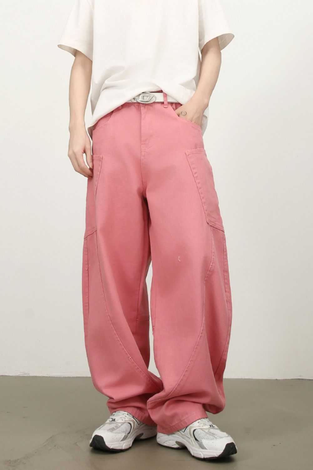 Men's mid-rise wide leg jeans in pink, 100% cotton, basic style, no stretch.