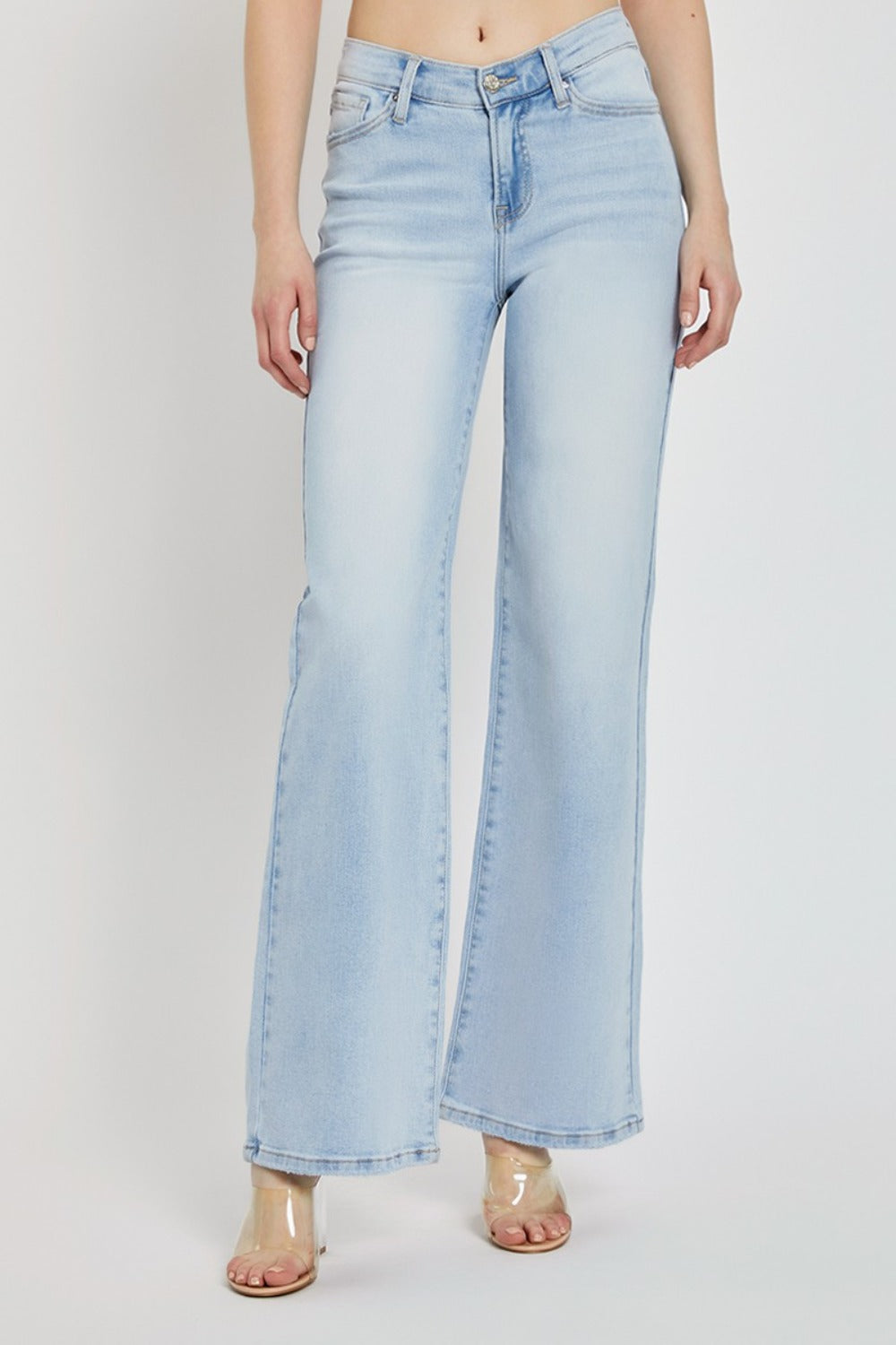 Full size wide leg V dipped front waist jeans in light wash with pockets.