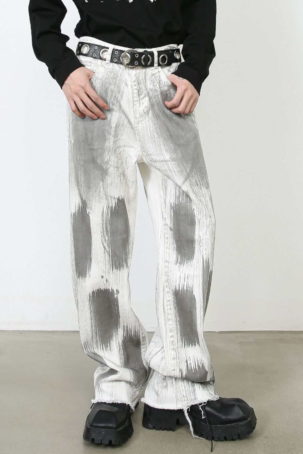 Men's contrast loose jeans in gray and white, 100% cotton, basic style, no stretch.