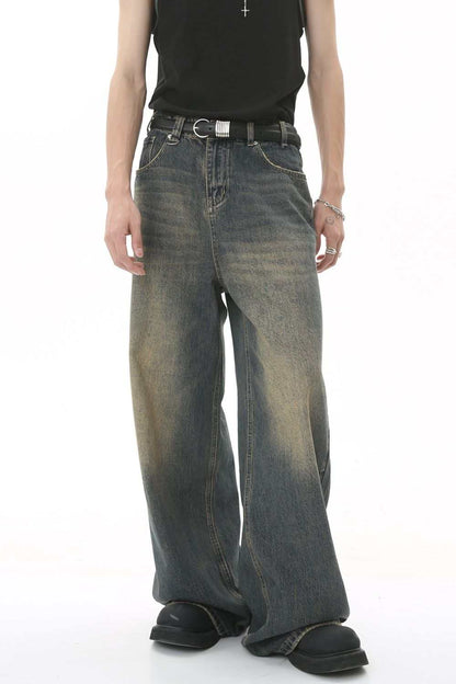 Men's wide leg jeans with pockets, no stretch, basic style, cotton blend.
