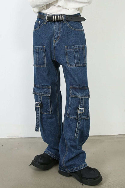 Men's mid rise jeans with cargo pockets and no stretch.