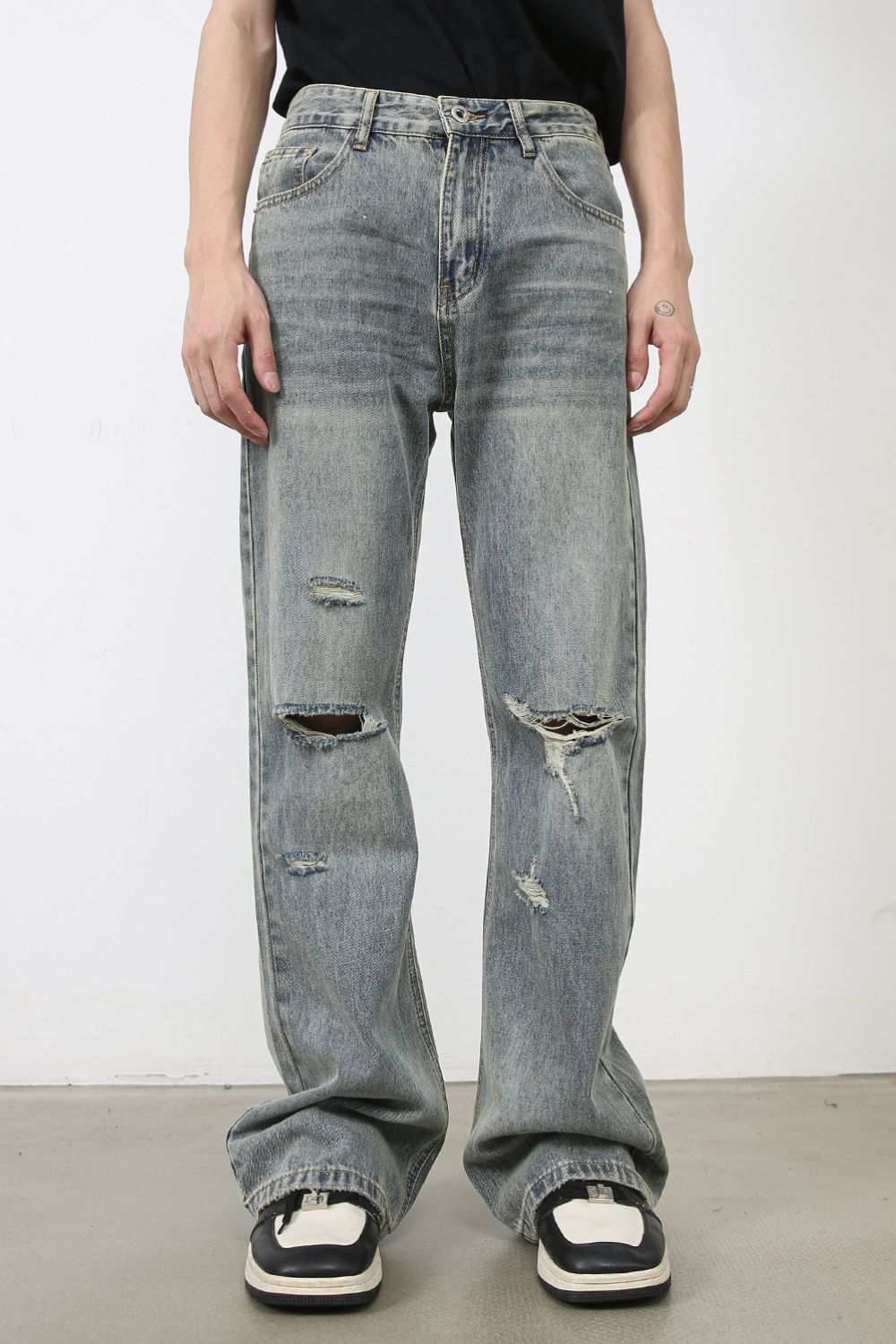 Men's distressed jeans with a basic style, no stretch, made of cotton, viscose, and polyester blend.
