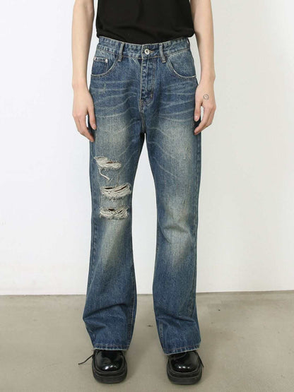 Men's distressed jeans with pockets, featuring a basic buttoned style, no stretch, and a blend of cotton, polyester, and viscose.