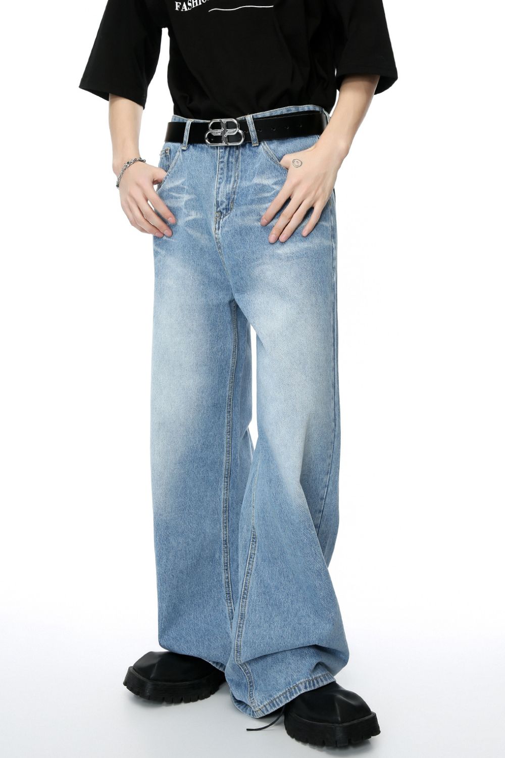 Mid Rise Wide Leg Men's Jeans with Pockets, no stretch, 77% cotton, basic style.