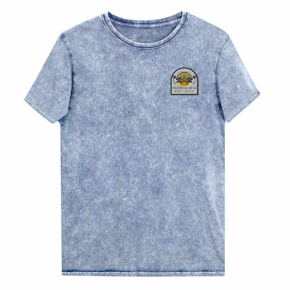 Men's blue tropical Kraken patch t-shirt made of 100% combed cotton with rounded neckline and ribbed cuffs