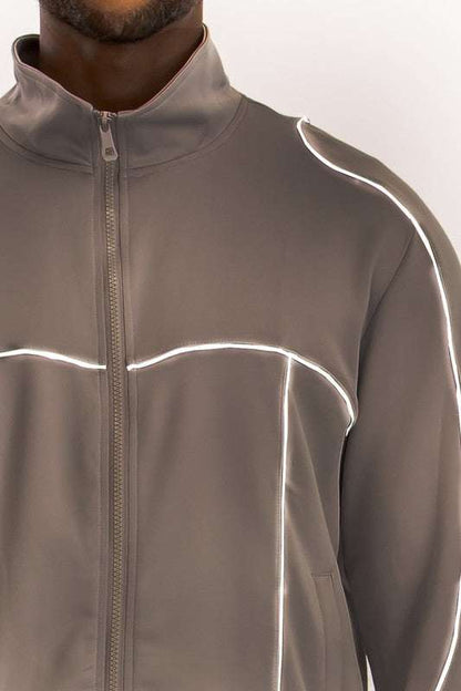 Illuminating Performance Track Set with Reflective Piping - MENLL